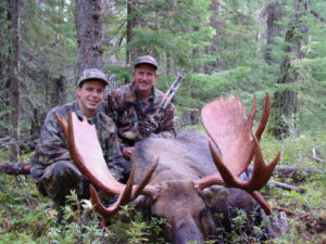 Alberta-69-moose-pic-bow-kill-300x225 